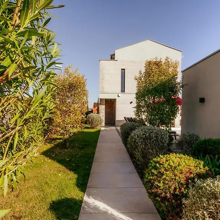 Hébergement de vacances Mima *