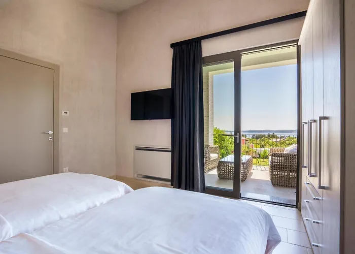 Mima Hébergement de vacances *